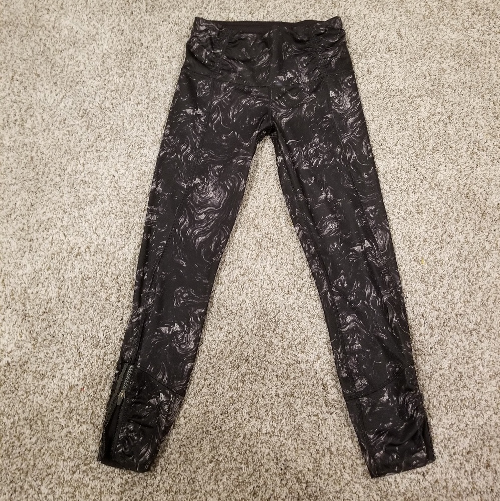 Lululemon run tights, floral print, 7/8
